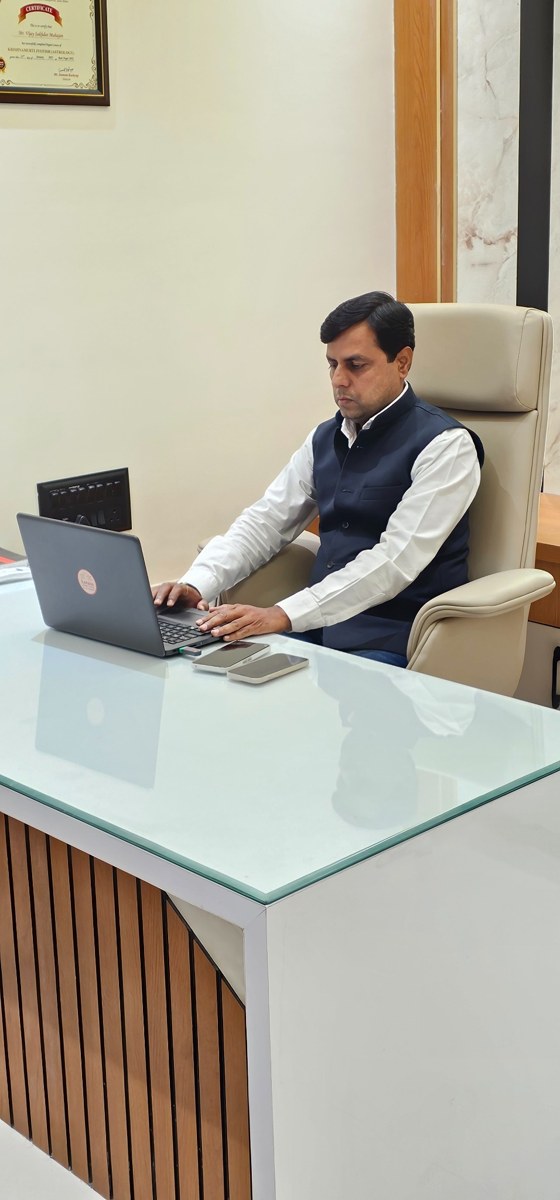Mr. Vijay Sukdev Mahajan